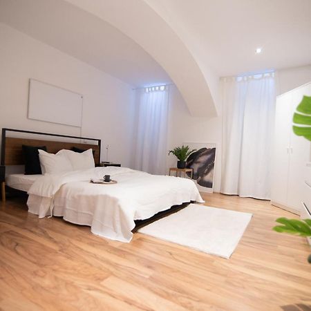 Trendy Souterrain Loft - Near City Center Wien Eksteriør billede