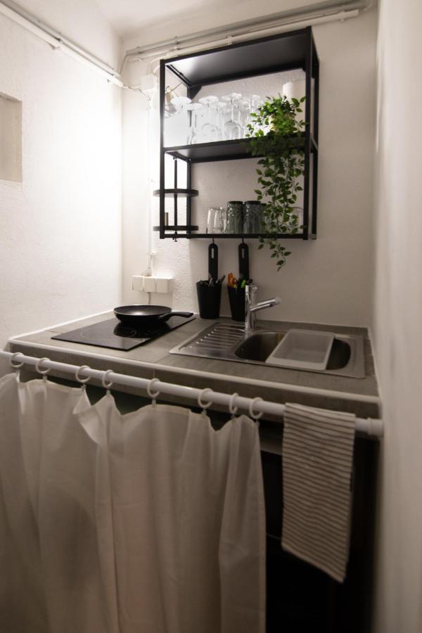 Trendy Souterrain Loft - Near City Center Wien Eksteriør billede